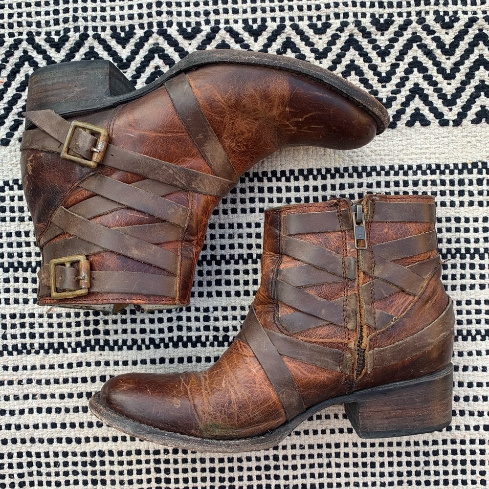 Freebird by Steven Sammi Bootie size 6